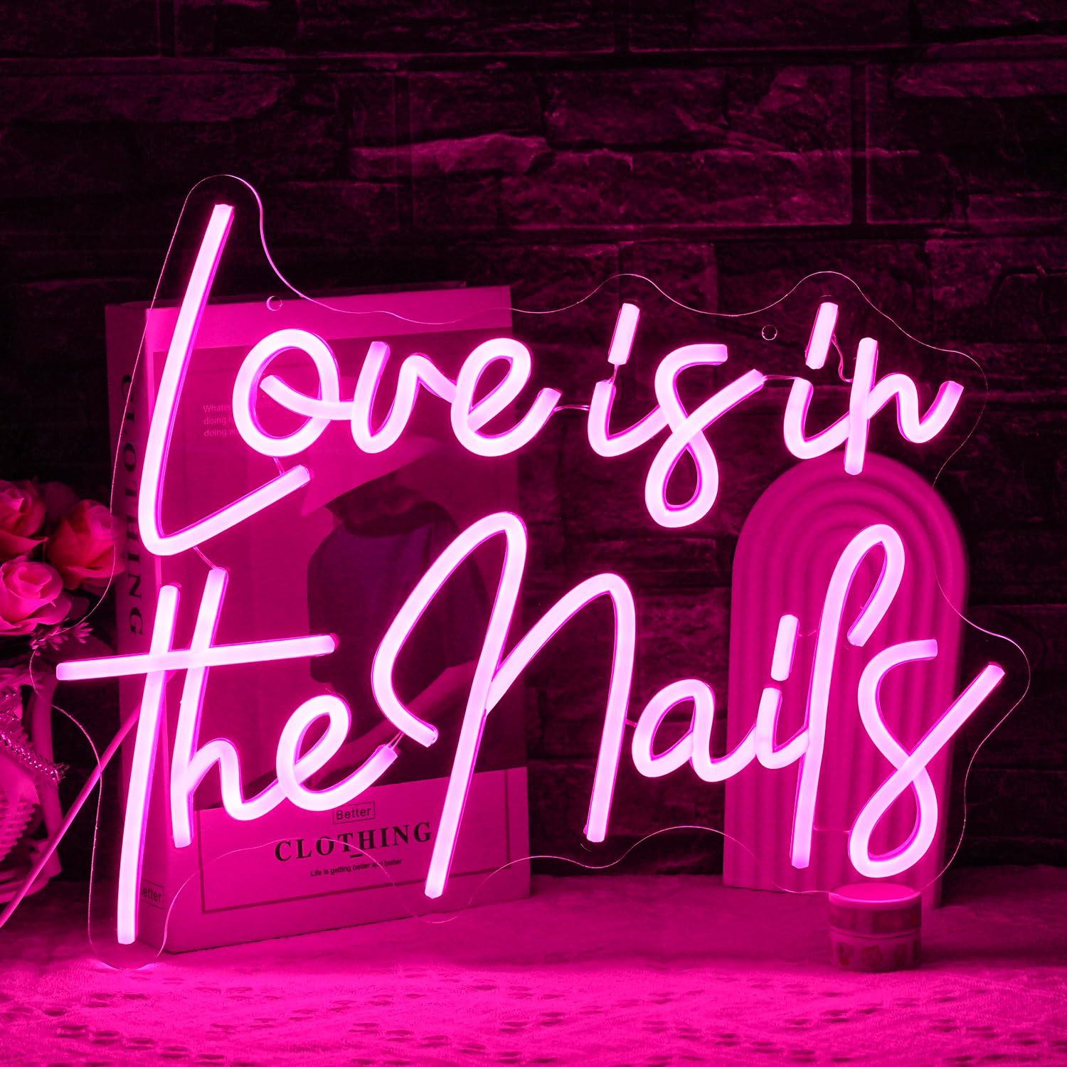 Beauty No Makeup - ป้ายไฟนีออน Love Is In The Nails